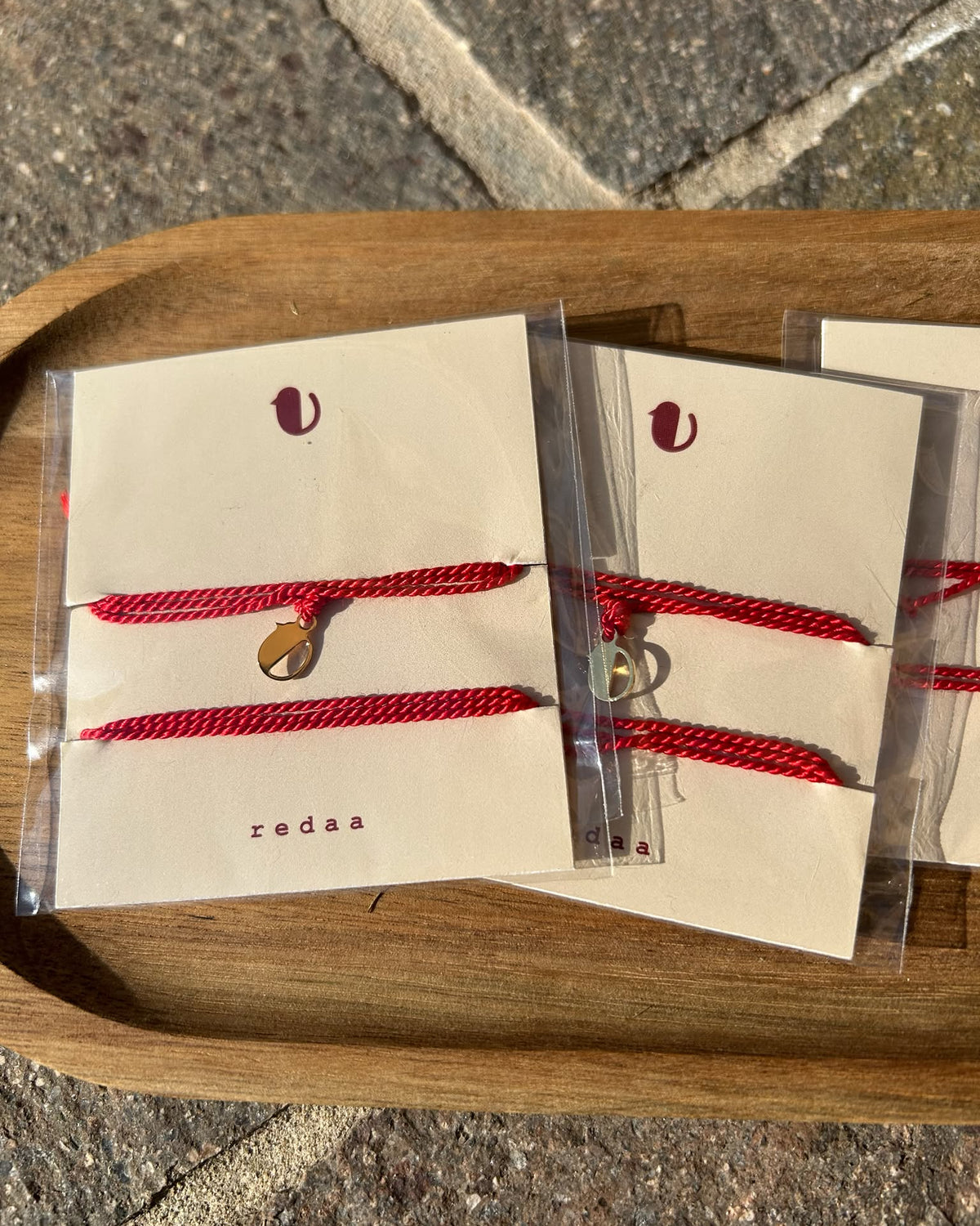 Filo Rosso di Petty - redaa - BRACCIALETTO